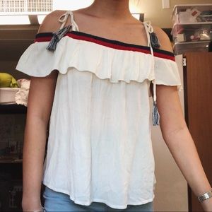 American Eagle Cold Shouder Tie Flowy Top